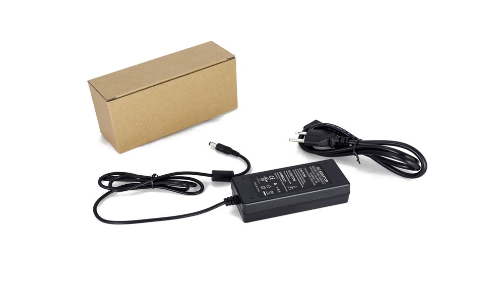LED Switching Power Adapter